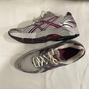ASICS Women's GT-2140 Running Shoes Size 8.5